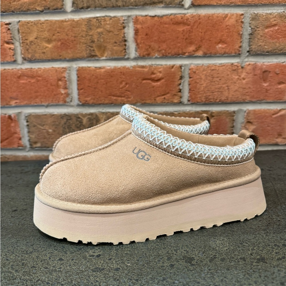 Ugg Tazz SAND Womens
